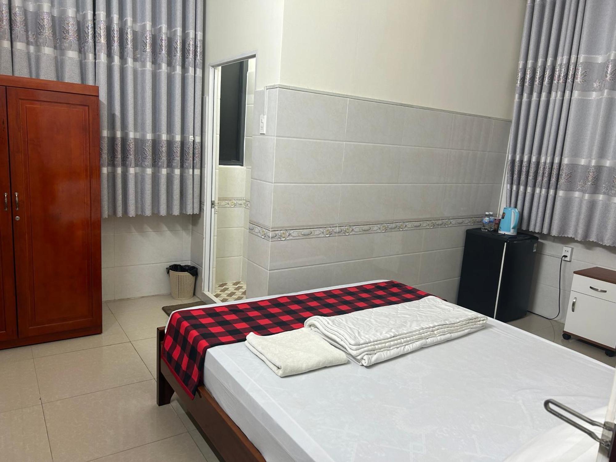 Hotel Anh Tuan Bac Lieu Bagian luar foto