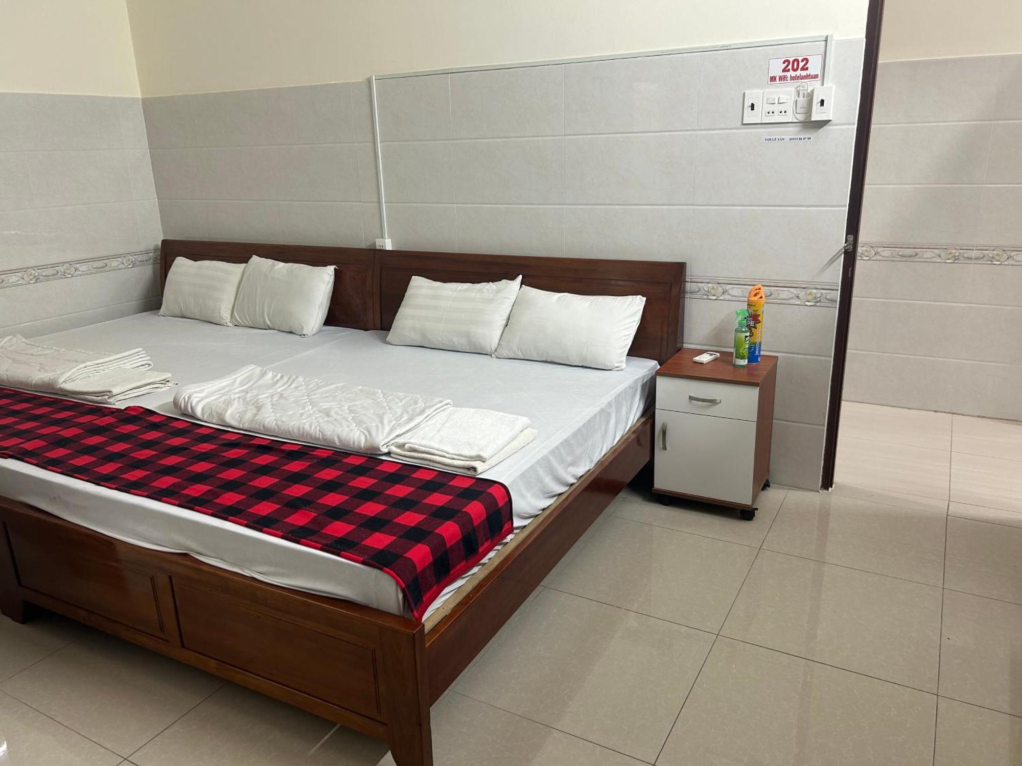 Hotel Anh Tuan Bac Lieu Bagian luar foto